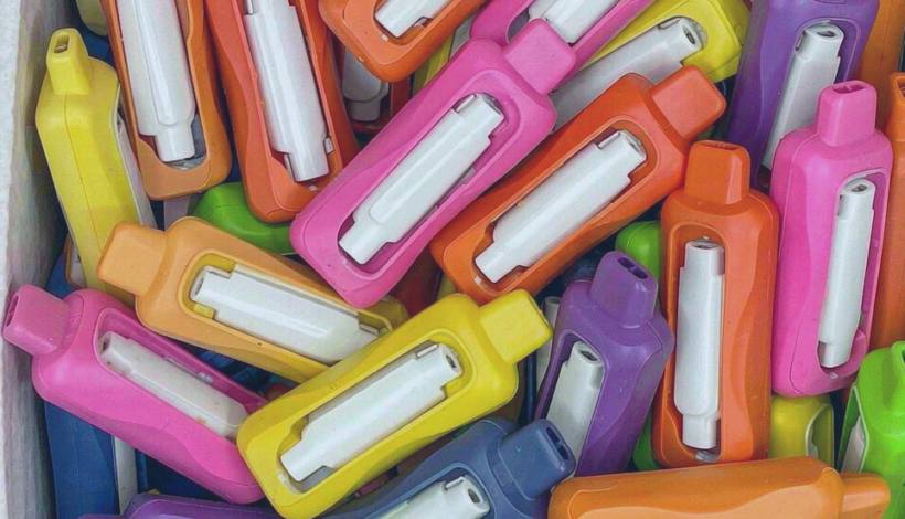 Low Cost Entry Vape for Small Retailers packaging detail