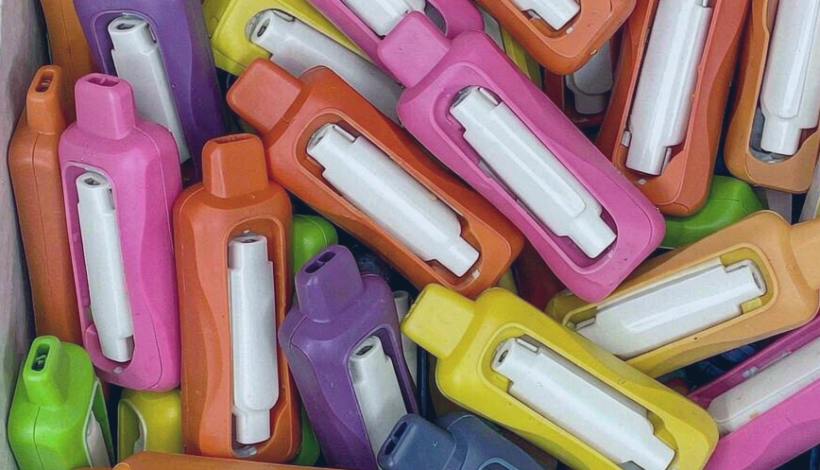 Low Cost Entry Vape for Small Retailers packaging detail